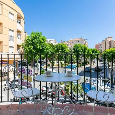 Central Torremolinos Apartment *