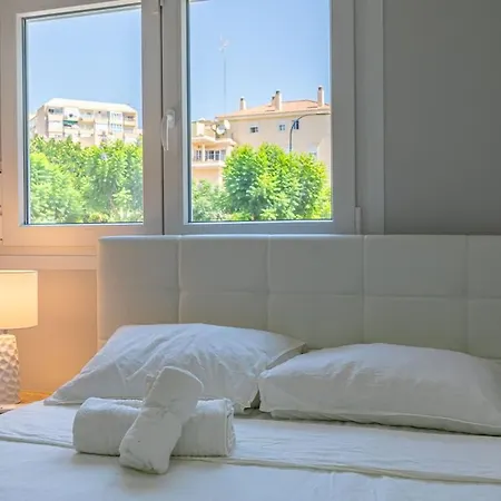 Central Torremolinos Apartment Апартаменти *