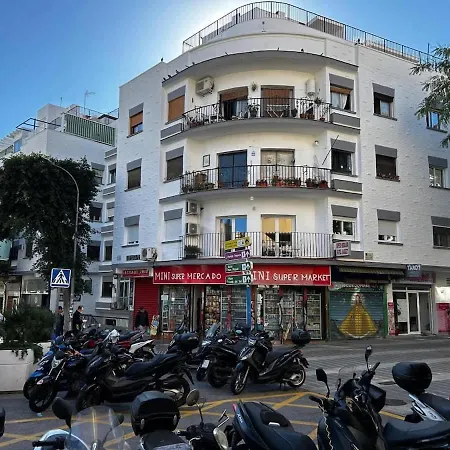 아파트 Central Torremolinos Apartment *