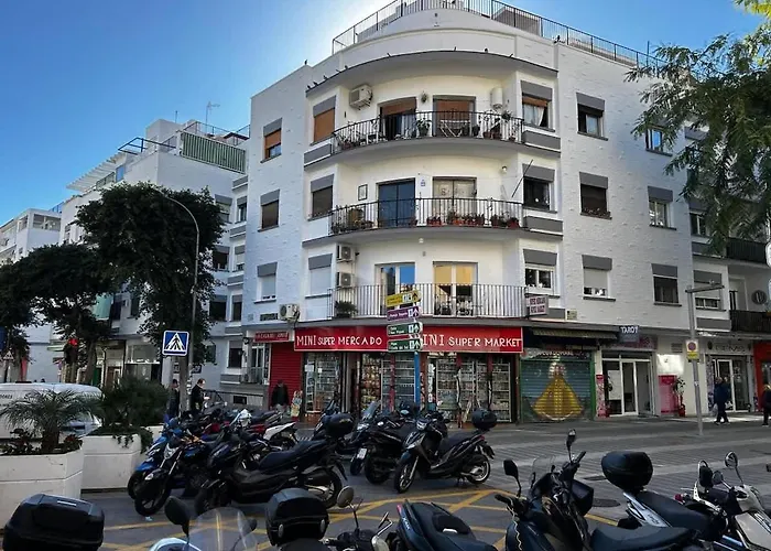 아파트 Central Torremolinos Apartment *