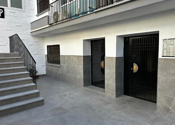 Central Torremolinos Apartment Апартаменты *